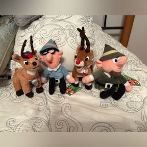 CVS BEANIES 1999 RUDOLPH THE RED NOSE REINDEER EDITION. (12pieces)